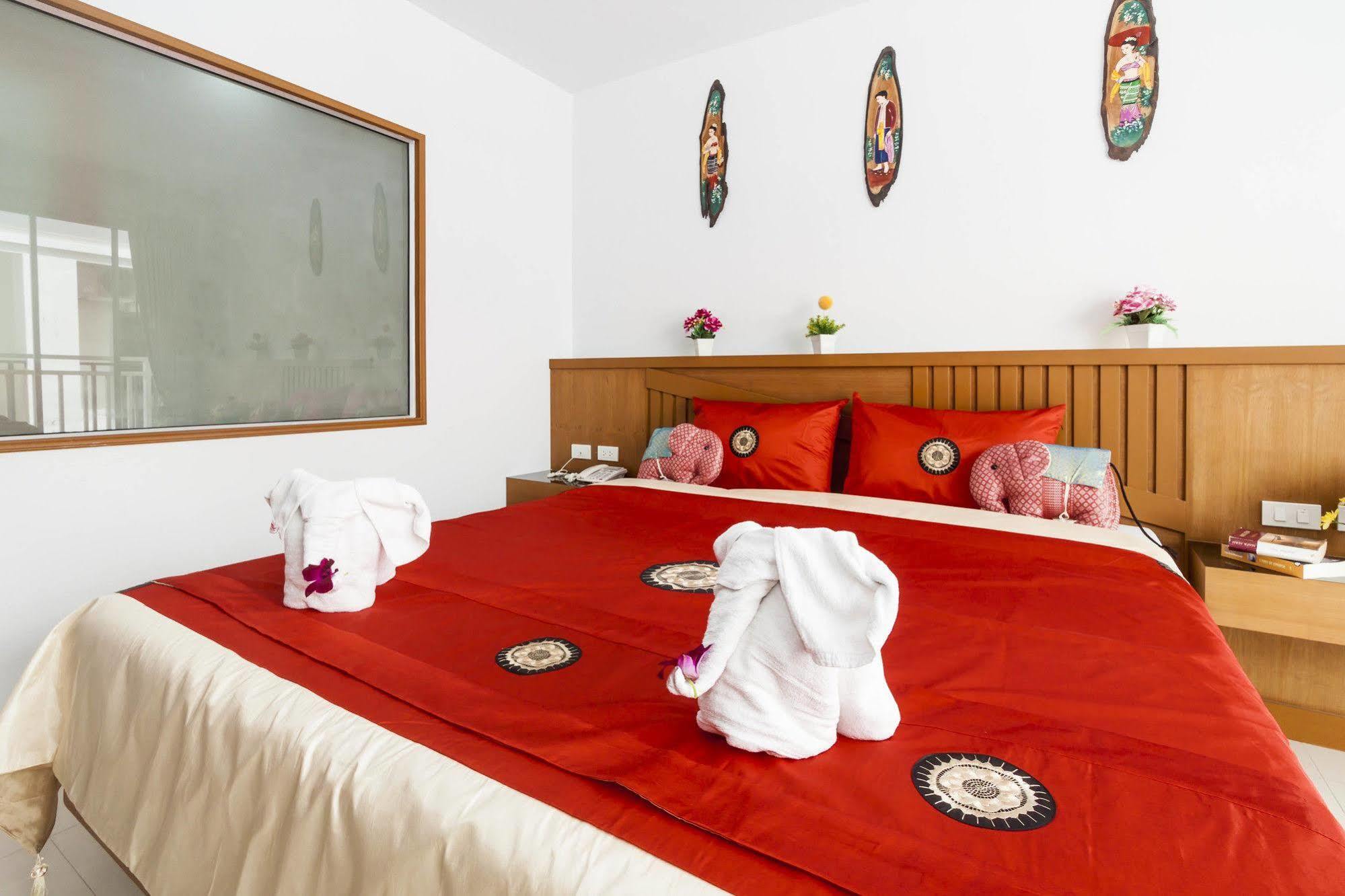 Patong Larn Park Resortel מראה חיצוני תמונה