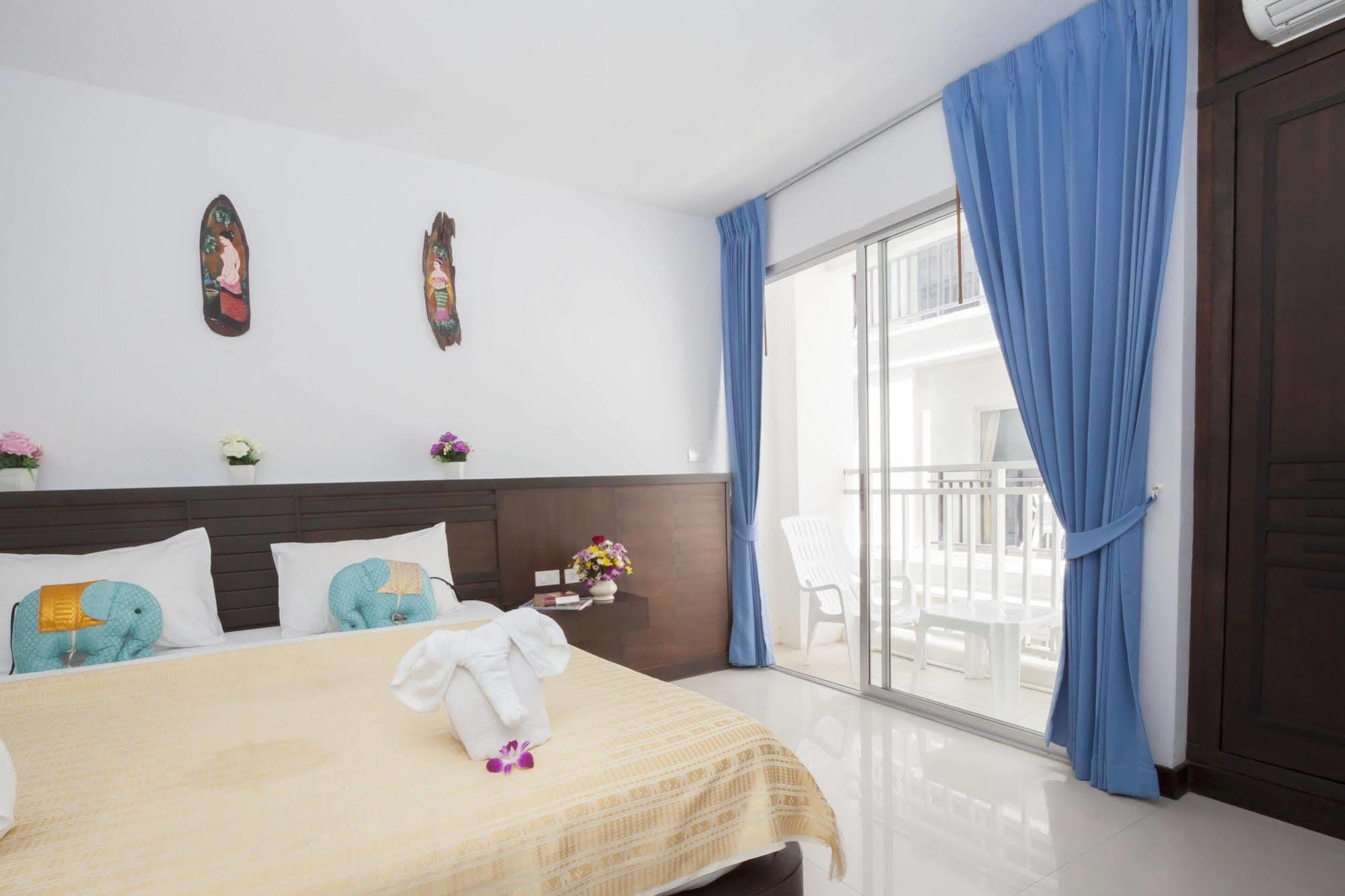 Patong Larn Park Resortel מראה חיצוני תמונה