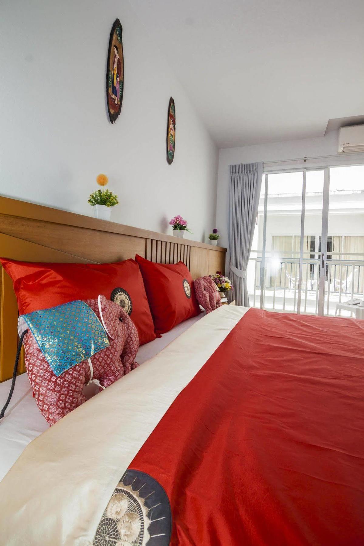 Patong Larn Park Resortel מראה חיצוני תמונה
